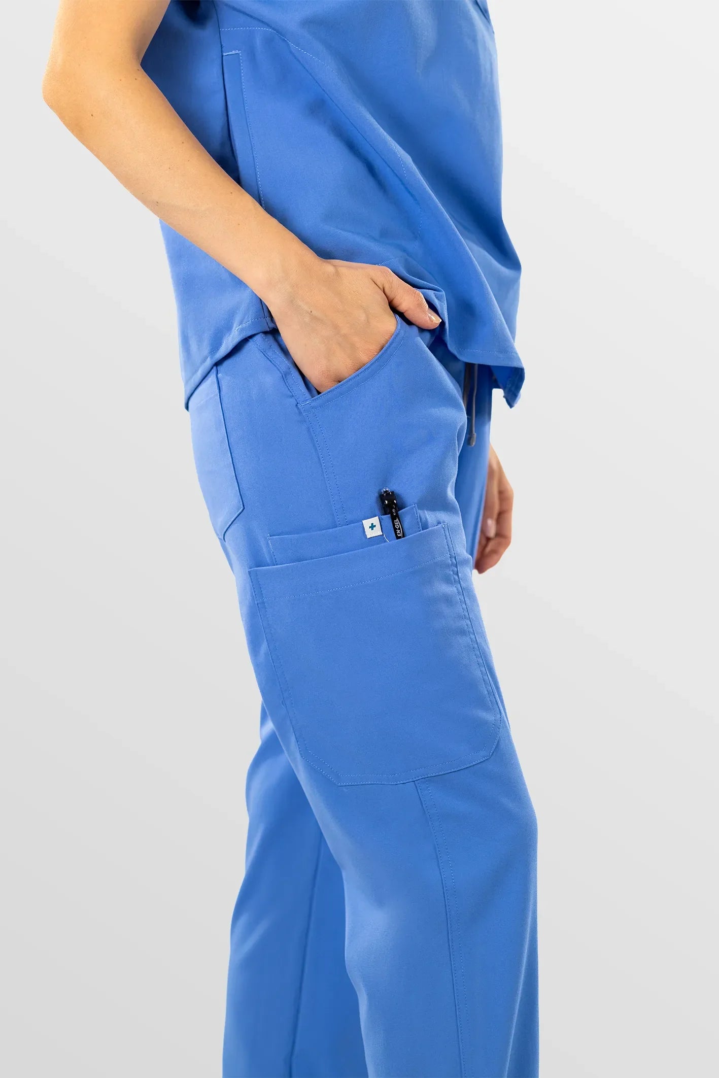 Ceil Blue Eipnare Women's Mandarin Collar Sleeveless Straight-Leg Scrub Set - Stretch Medical Scrubs for Women