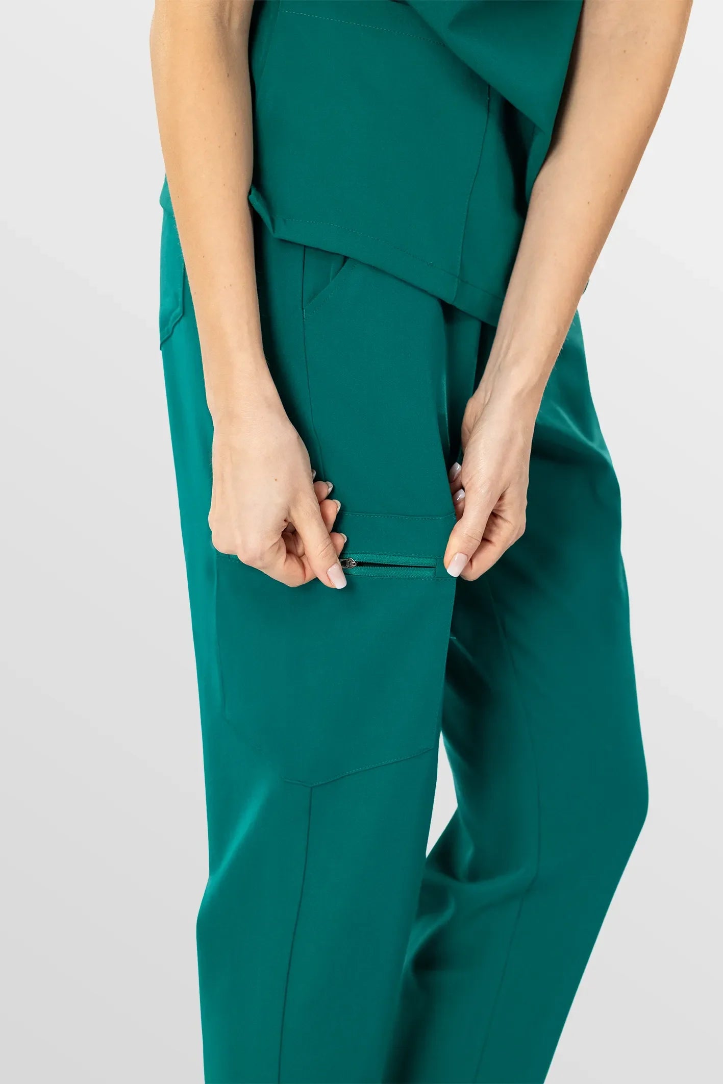 Green Eipnare Women's V-Neck 8-Pocket Jogger Scrub Set - Stretch Medical Scrubs for Women